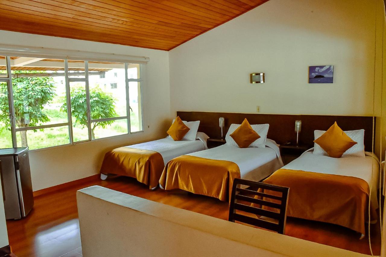 Hotel Villa Vianney Paipa Exterior photo